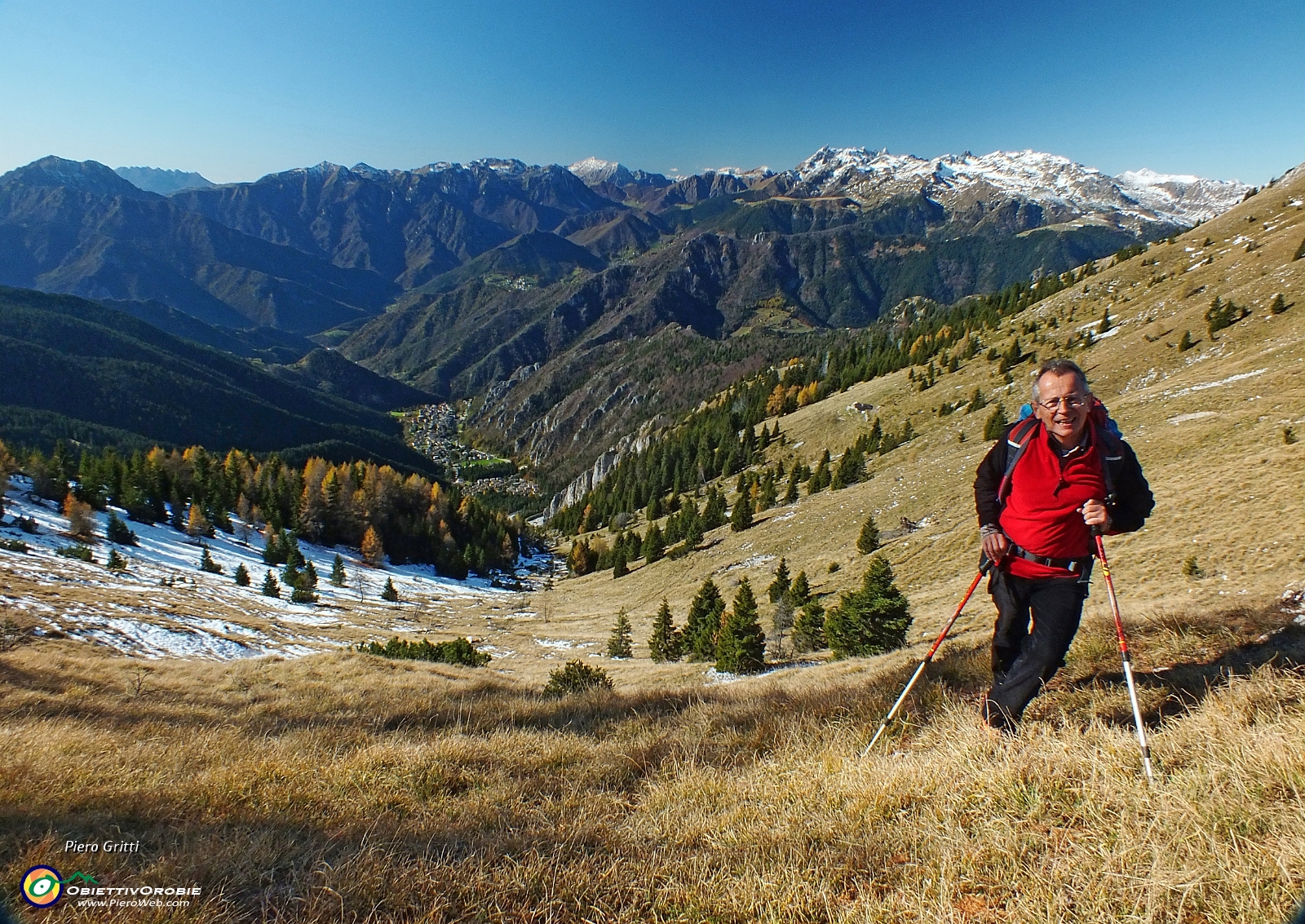 01 Al Passo di Monte Colle (1983 m.) verso il Monte Secco.JPG